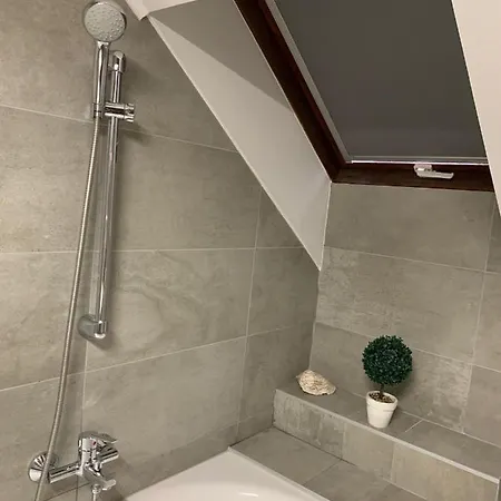 Couette-café Balaton Kinizsi 3*