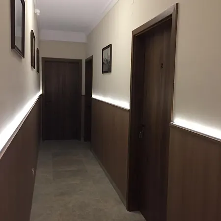 Balaton Kinizsi Couette-café 3*