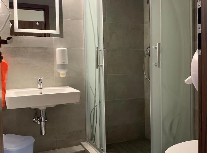 Balaton Kinizsi Bed and breakfast 3*